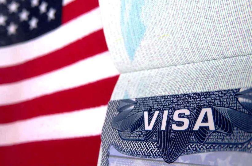 Как оформить рабочую визу на долгий срок?