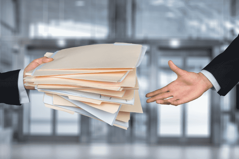 какие документы необходимы для оформления гражданства Киргизии