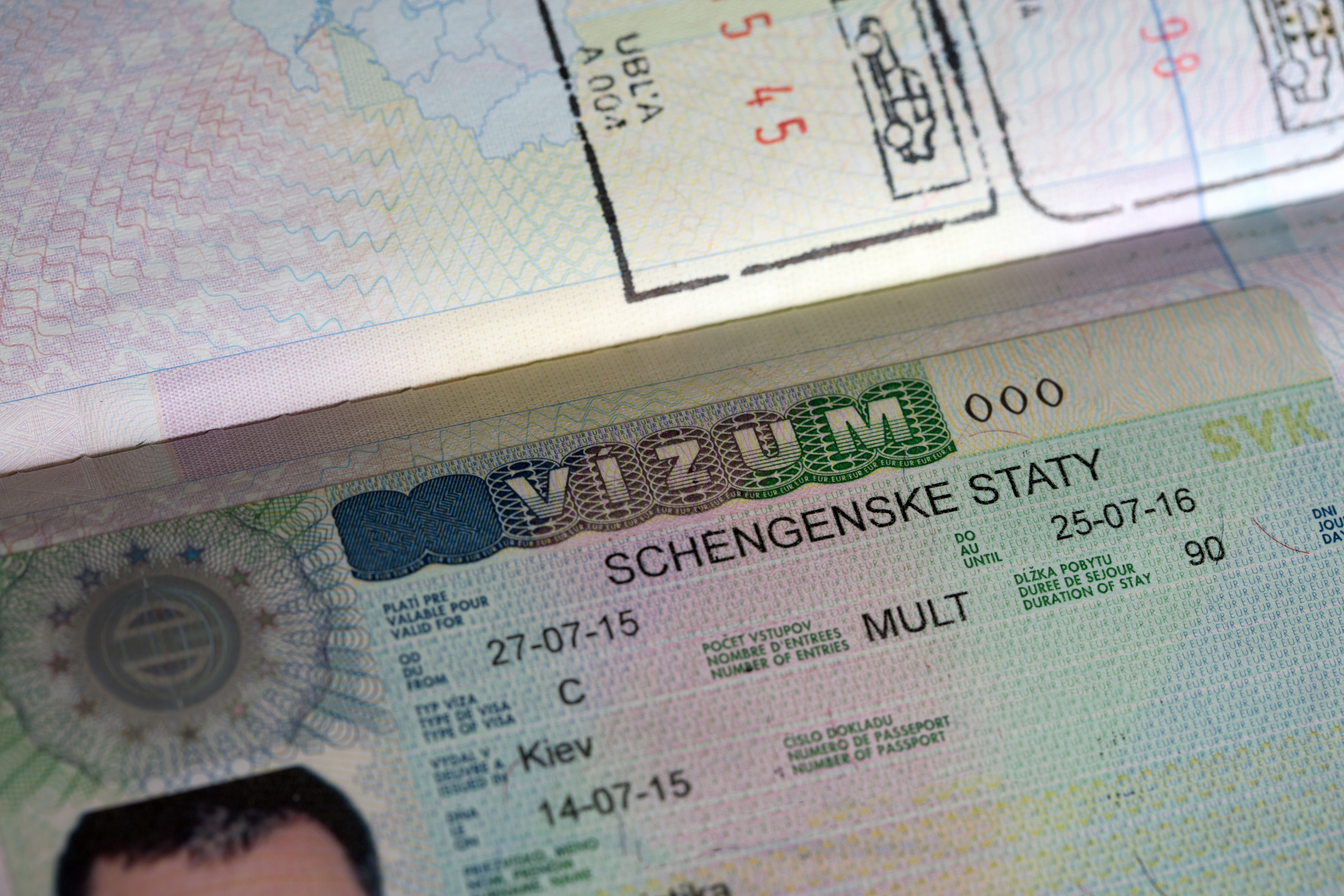 Национальная виза в Словакию, которую надо оформлять иностранцам