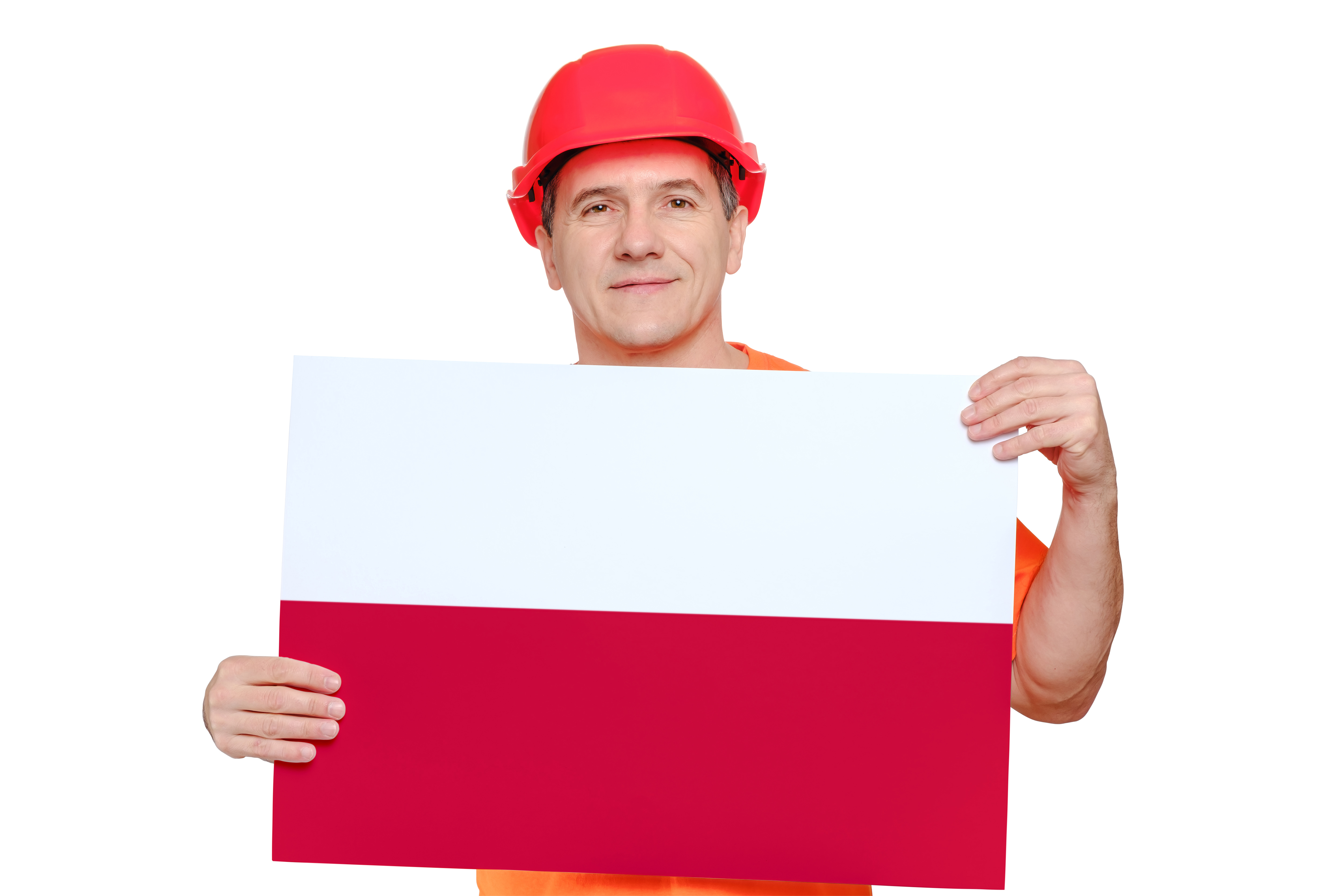 Мужчина держит флаг Польши, куда можно уехать на работу