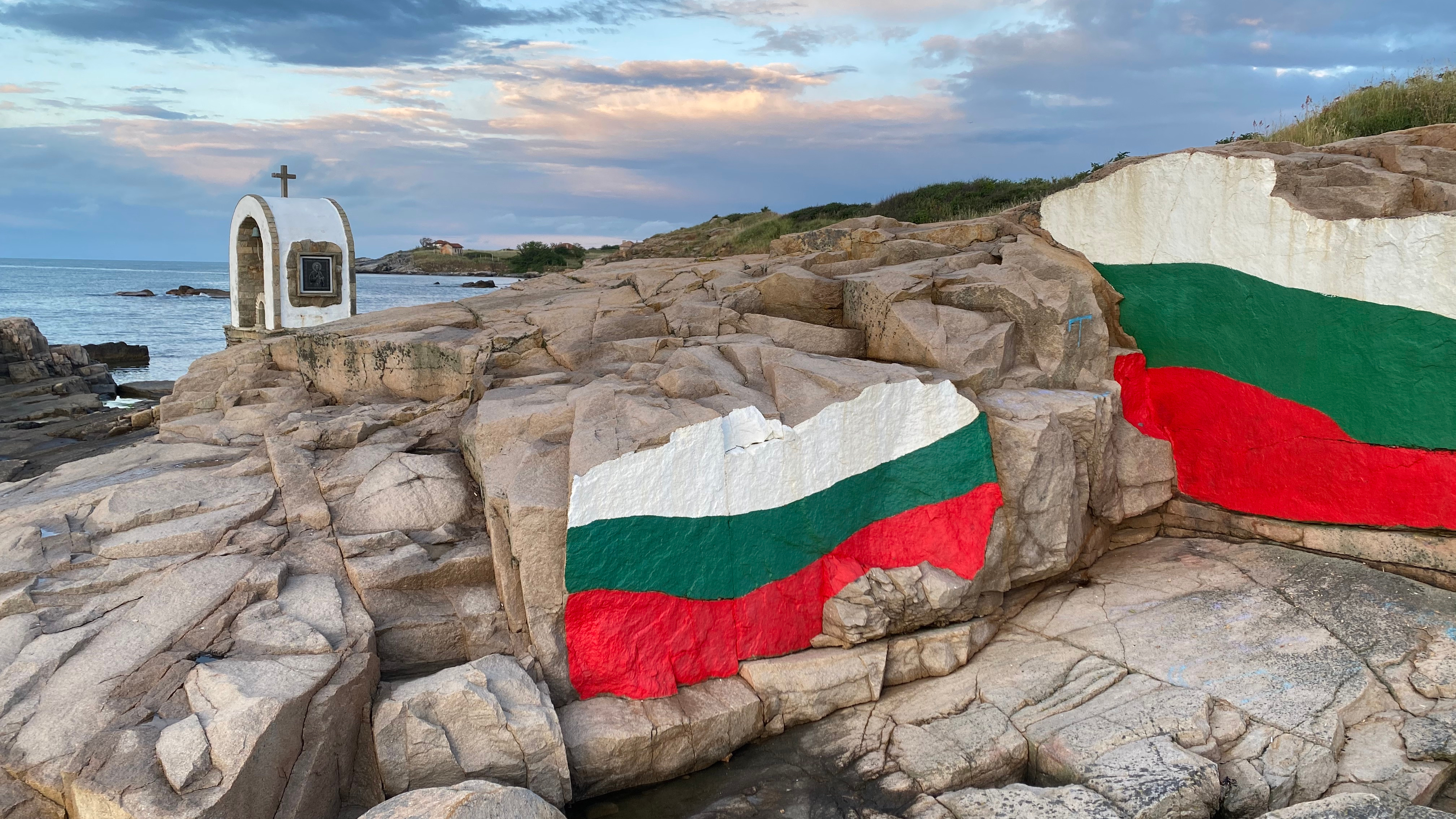 Вид на болгарское побережье, где иностранцы могут оформить визу для работы